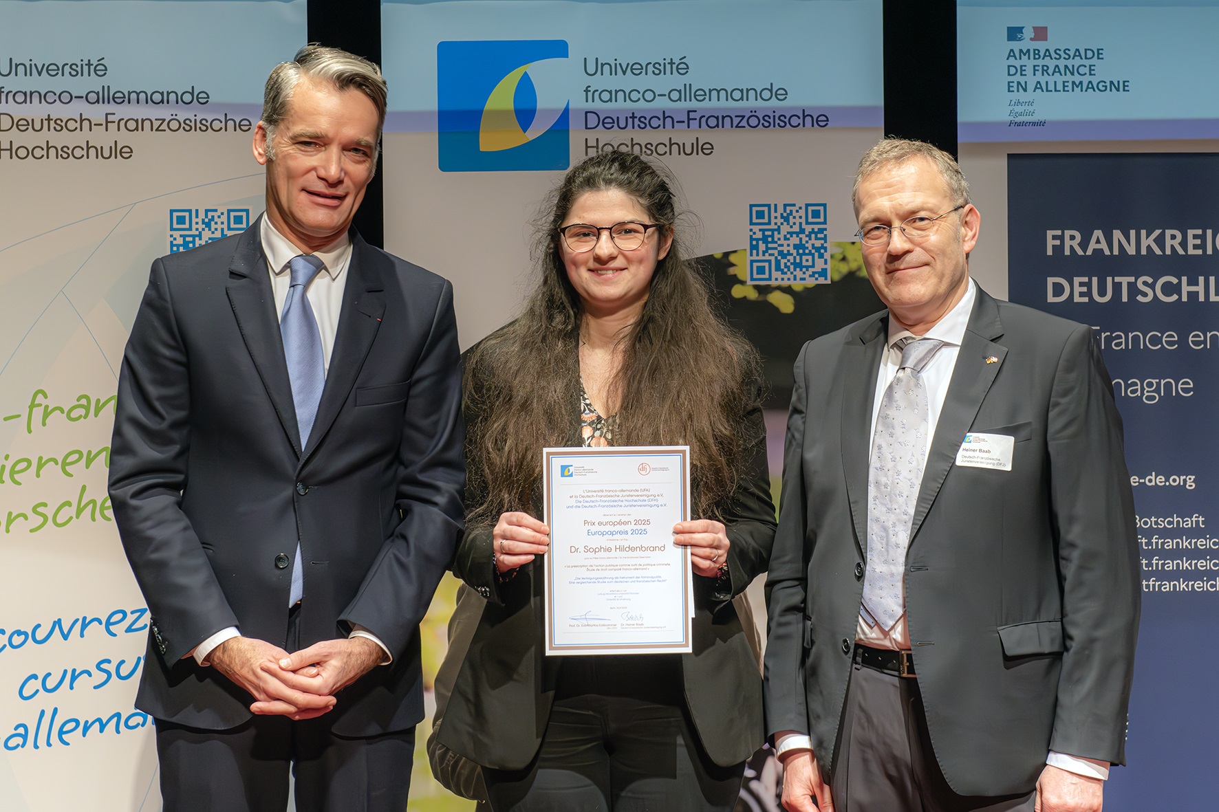 Foto: Dissertationspreis 2025 für Sophie Hildenbrand aus Strasbourg